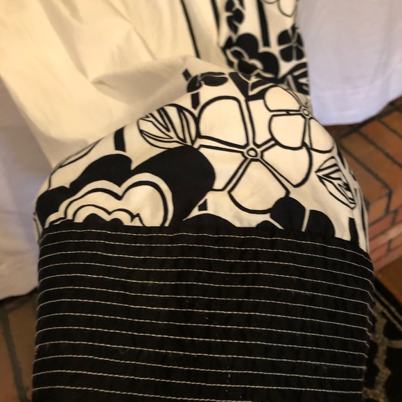 Ladies/ juniors dress - Picture 3 of 6